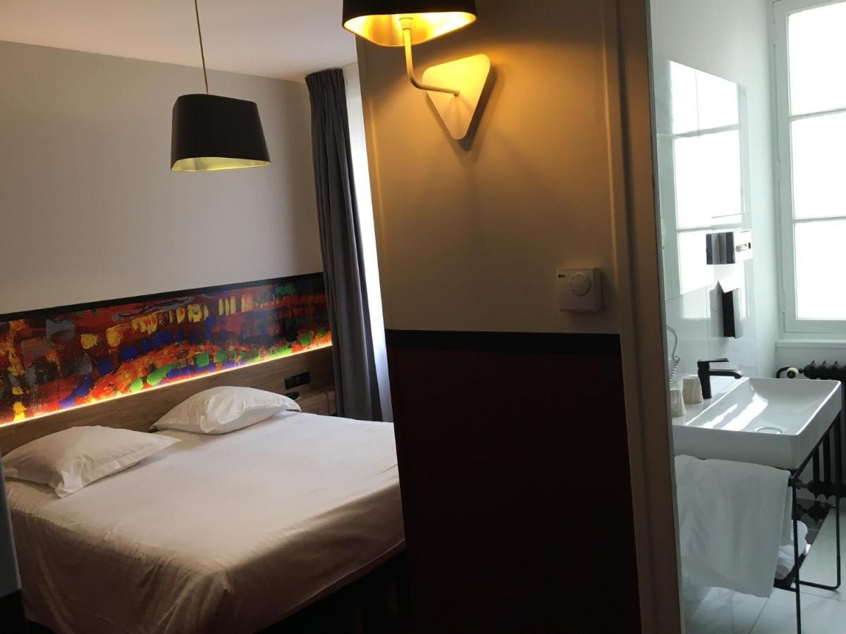 Hotel De France 오슈 외부 사진