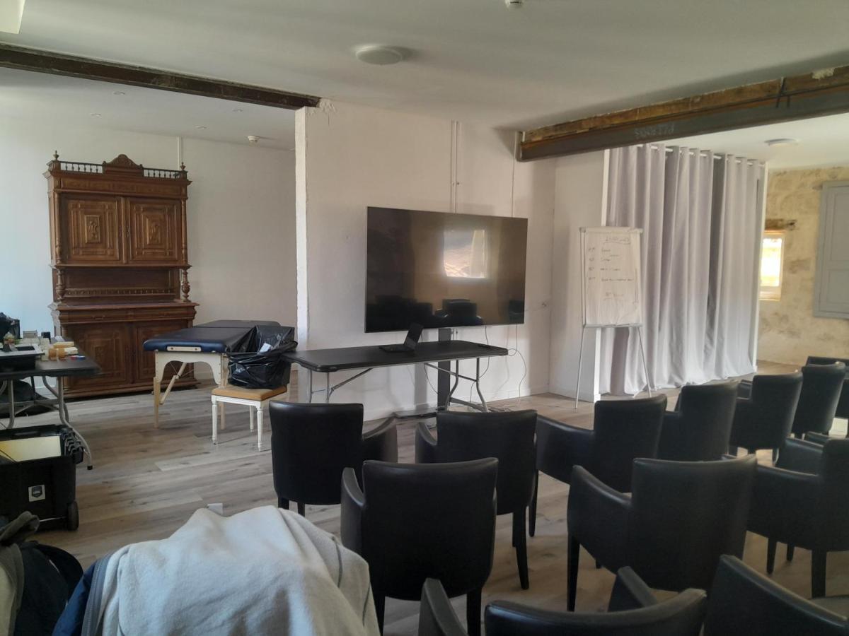 Hotel De France 오슈 외부 사진
